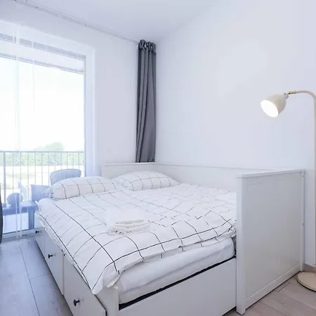 Nesto- Brand New With Free Parking! Appartamento Bratislava