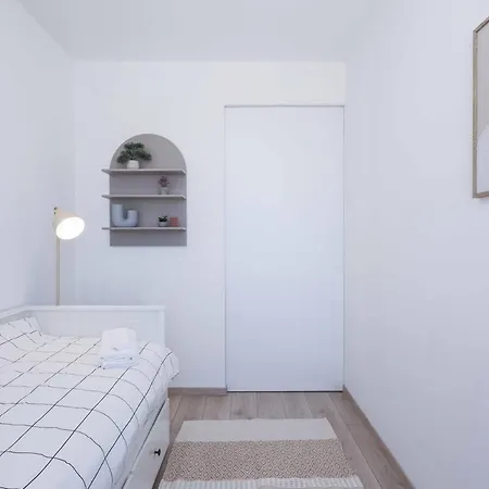 Apartamento Nesto- Brand New With Free Parking!