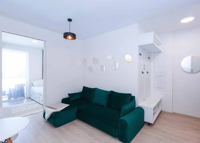 Apartman Nesto- Brand New With Free Parking! Pozsony