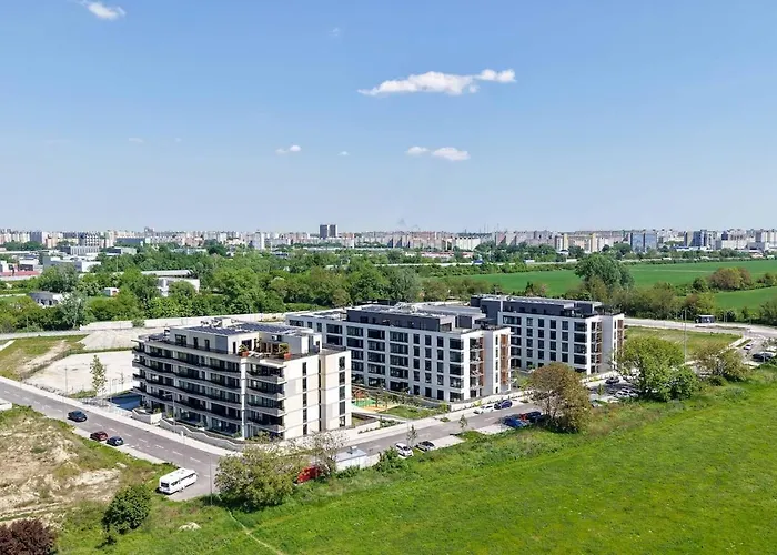 Apartman Nesto- Brand New With Free Parking! *