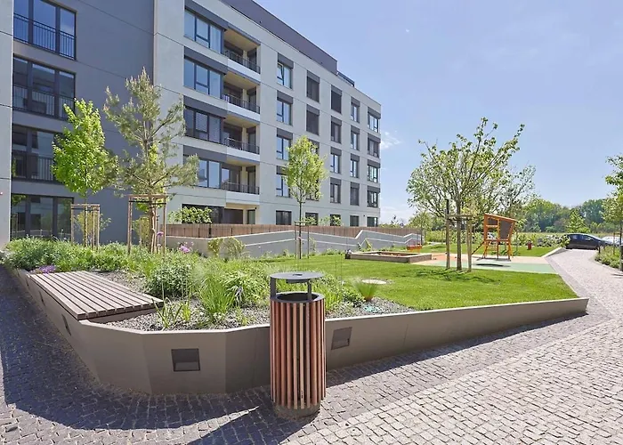 Nesto- Brand New With Free Parking! * Pozsony