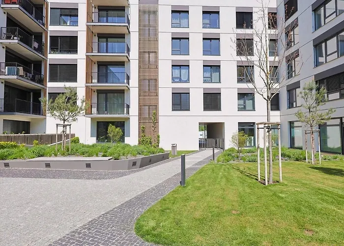 Nesto- Brand New With Free Parking! Apartman *