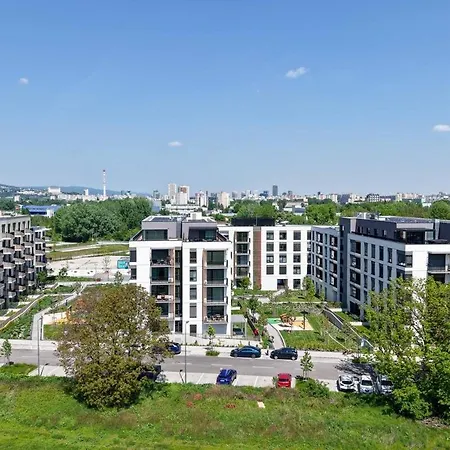 Apartmán Nesto- Brand New With Free Parking!